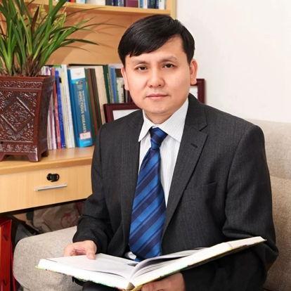 华山徐斌个人资料,攀登巅峰的登山健将与探险家